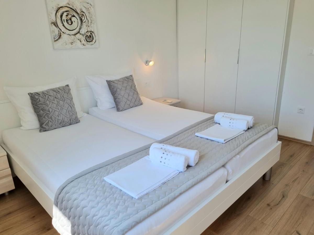 Apartman Maslina Krk Town Exterior foto