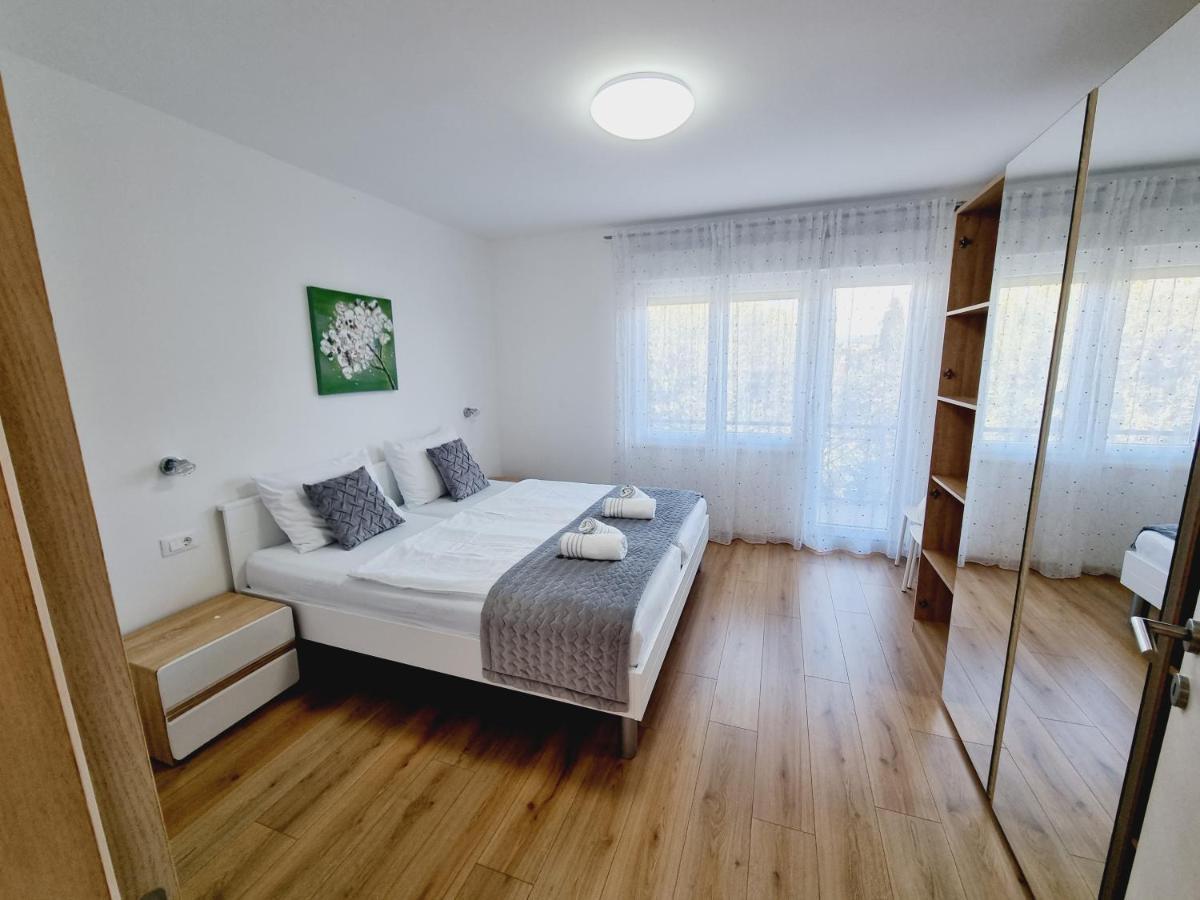 Apartman Maslina Krk Town Exterior foto