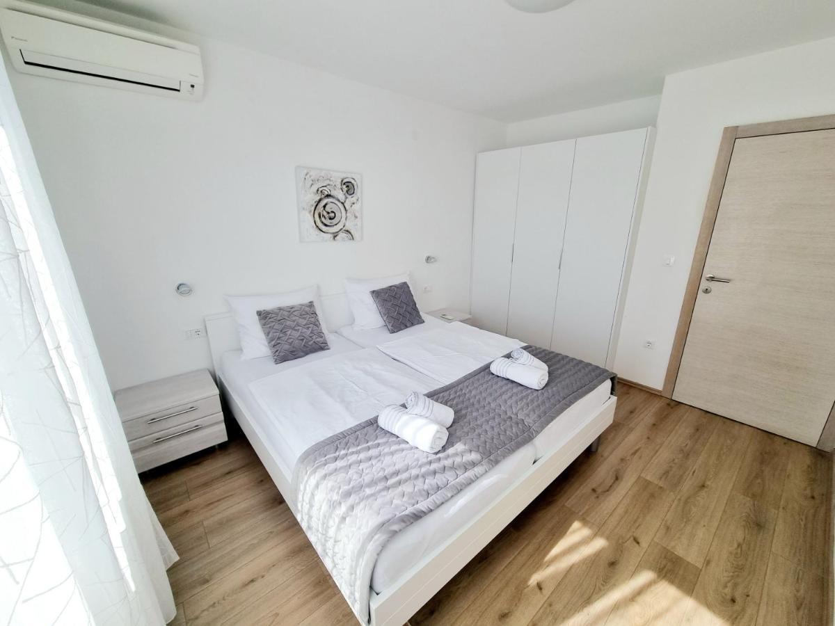 Apartman Maslina Krk Town Exterior foto