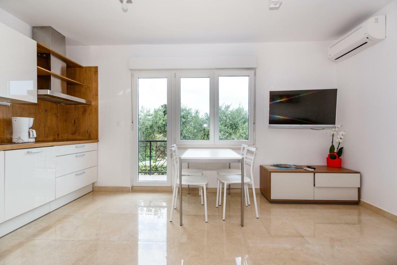 Apartman Maslina Krk Town Exterior foto