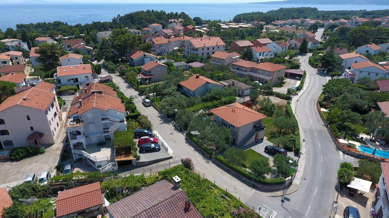 Apartman Maslina Krk Town Exterior foto