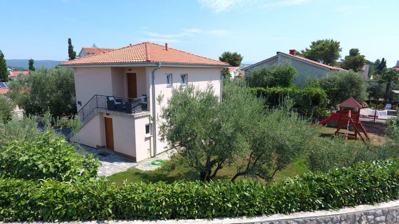 Apartman Maslina Krk Town Exterior foto