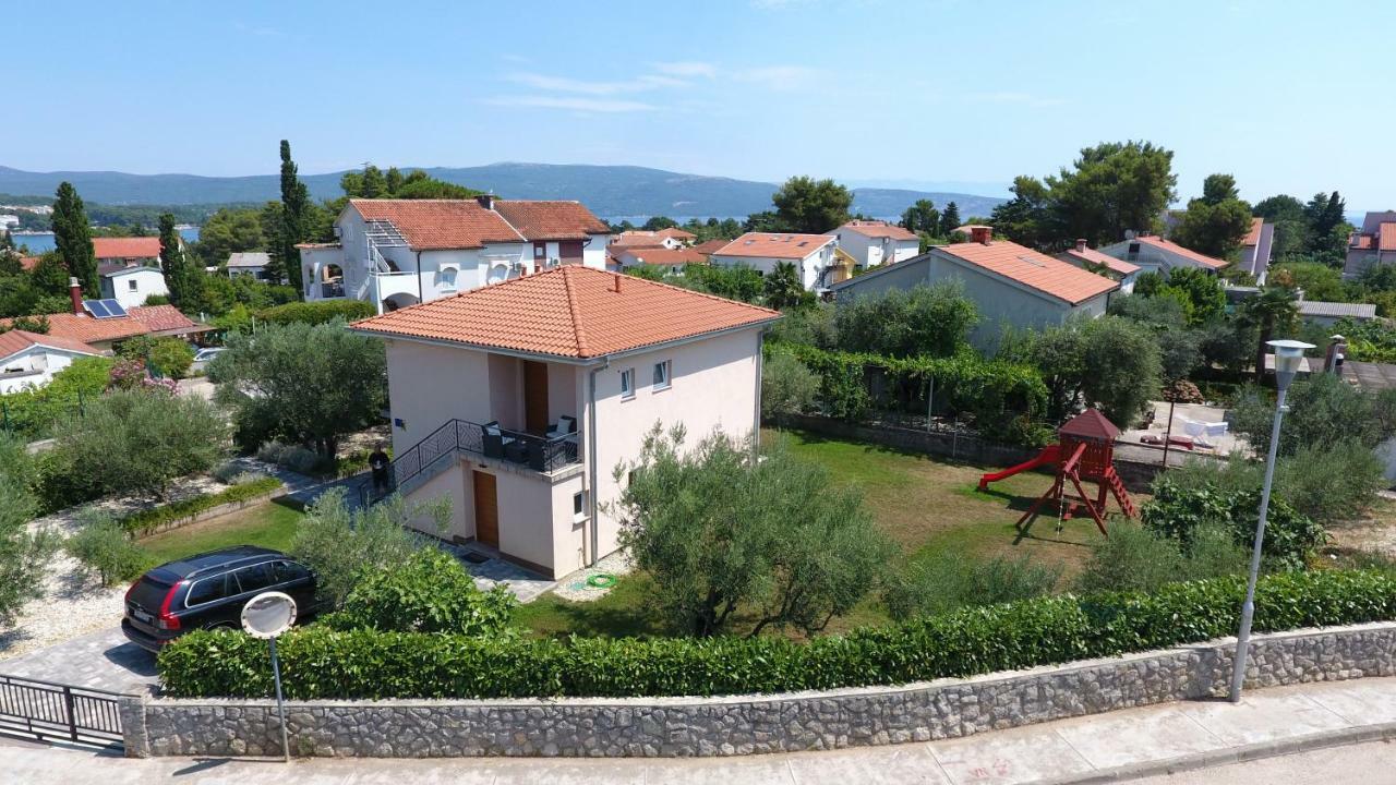 Apartman Maslina Krk Town Exterior foto